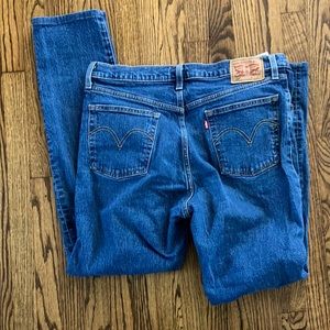 Levi’s buttonfly 501s. 31x30 (professionally hemmed)